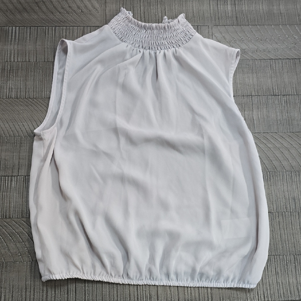 Elegant White Sleeveless Top